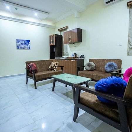 Apartment 79 Hotel & Suite 이케야 외부 사진