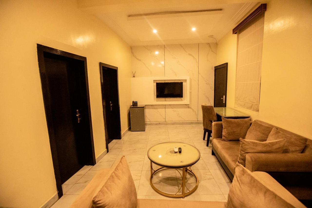 Apartment 79 Hotel & Suite 이케야 외부 사진