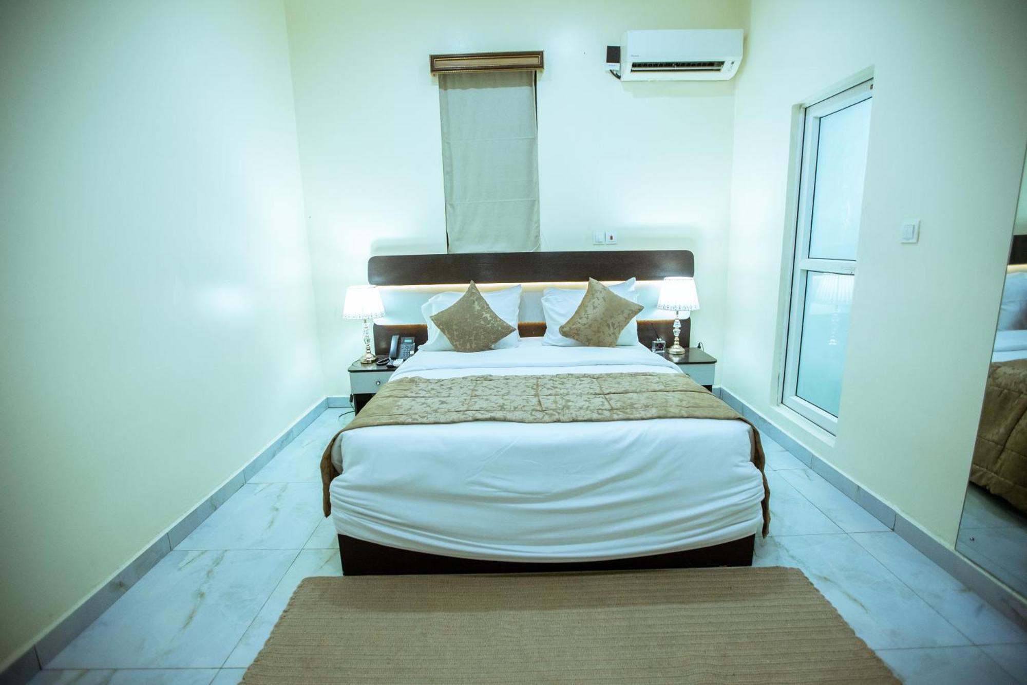 Apartment 79 Hotel & Suite 이케야 외부 사진